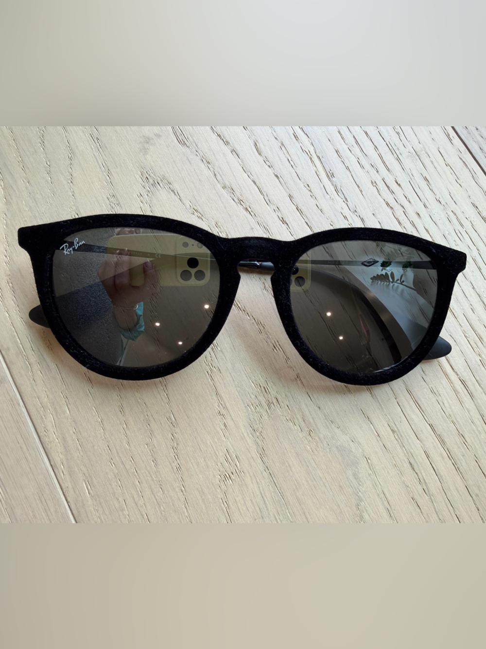 Ray-Ban Black Velvet Round Sunglasses - Black Lenses